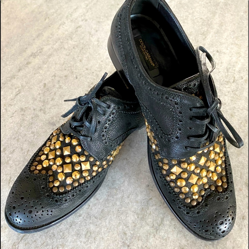 Auth Dolce & Gabbana Wing Tip Loafers w/Gold Studs